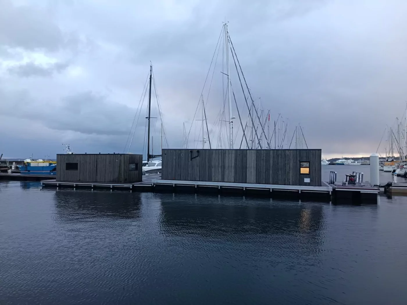 Ponton habitat flottant - Brest (1)